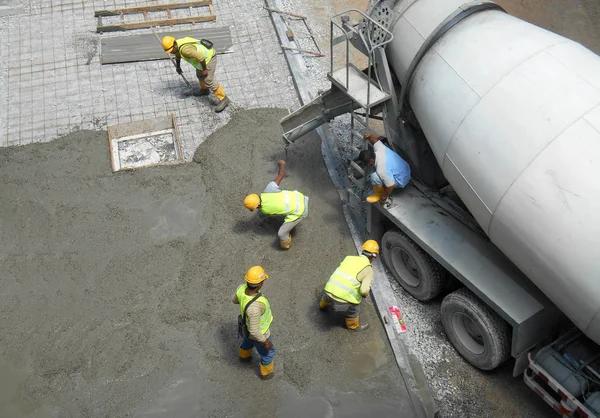 How Experienced Lawyers Handle Personal Injury Claims Efficiently