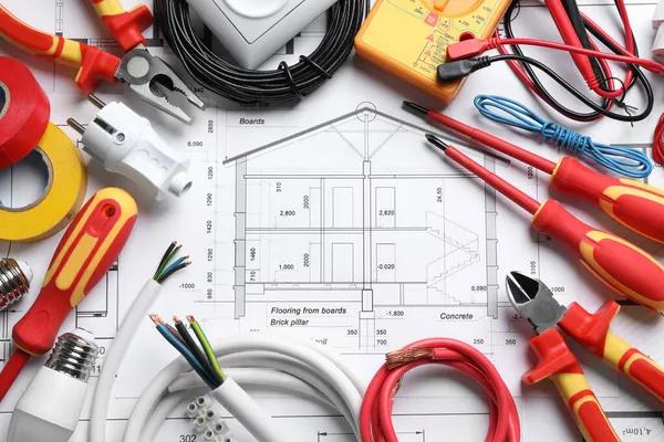 Experienced Electrician Service for Renovation Work