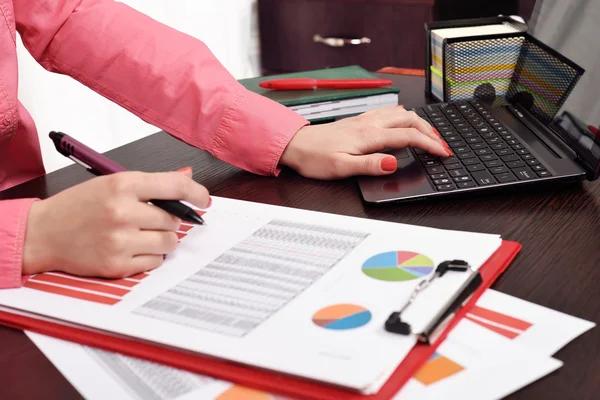 Payroll Services Hong Kong for Efficient Business Operations