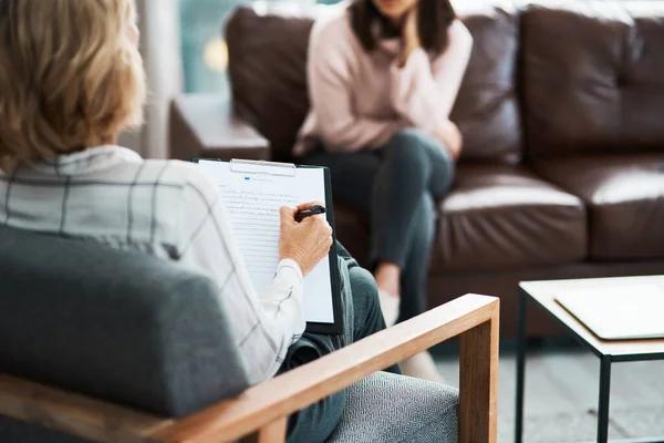 Overcome Life Challenges with a Therapist Calgary