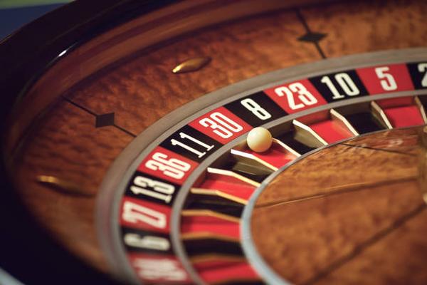 Discover Live Baccarat Tables Through オンラインカジノサイト Entertainment