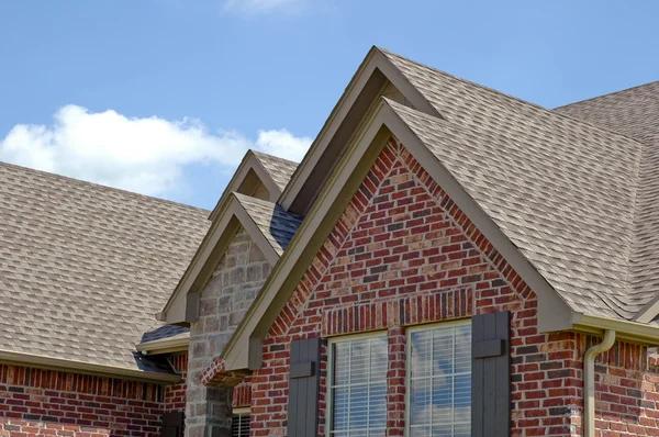 Finding residential roof repairs in Heiskell TN for Your Home