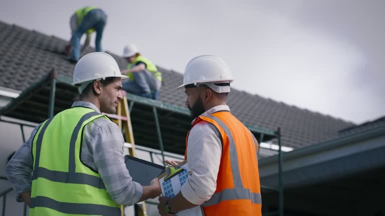 Work with an Experienced Roofing Contractor for Hassle-Free Roofing Projects